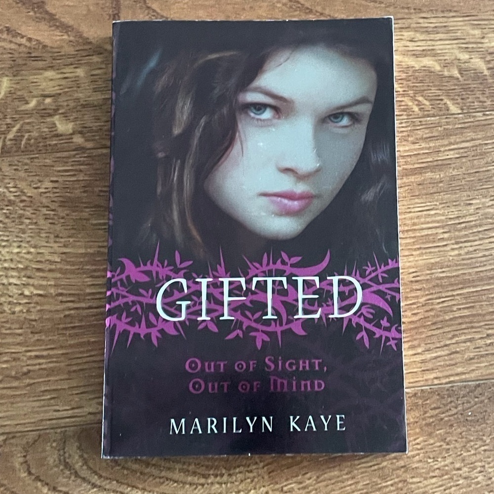 Gifted: Out of Sight, Out of Mind by: Marilyn Kaye paperback book